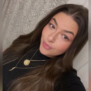 Meet your Posher, Giovanna